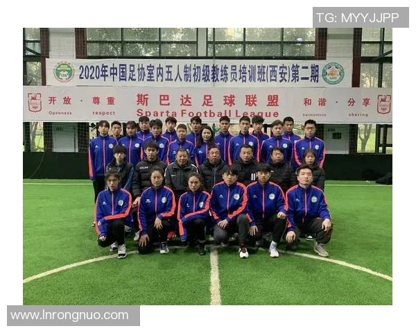 赛后分析:深圳足球队与西安足球队的比赛节奏与战术对比探讨 赛后分析:深圳足球队与西安足球队的比赛节奏与战术对比探讨