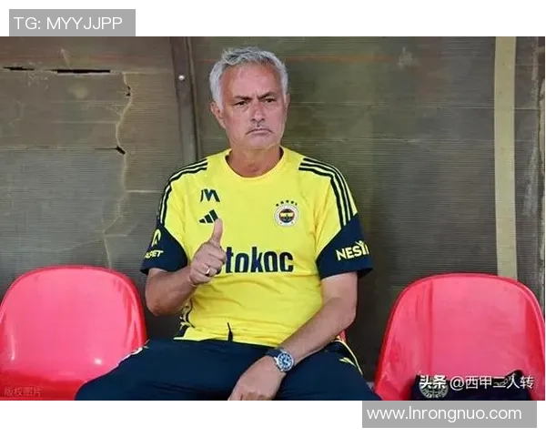 退役足球明星畅谈职业生涯与未来发展之路的深度访谈视频