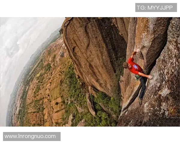 极限运动会积分榜：南京攀岩队以95分领跑